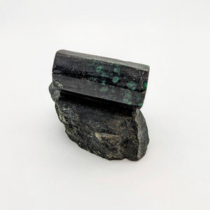 Emerald on Matrix (large)